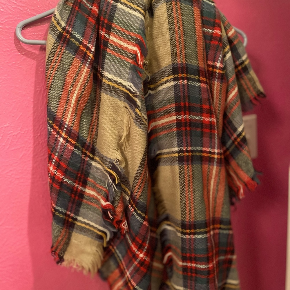 Love this large square scarf, so warm and adorable